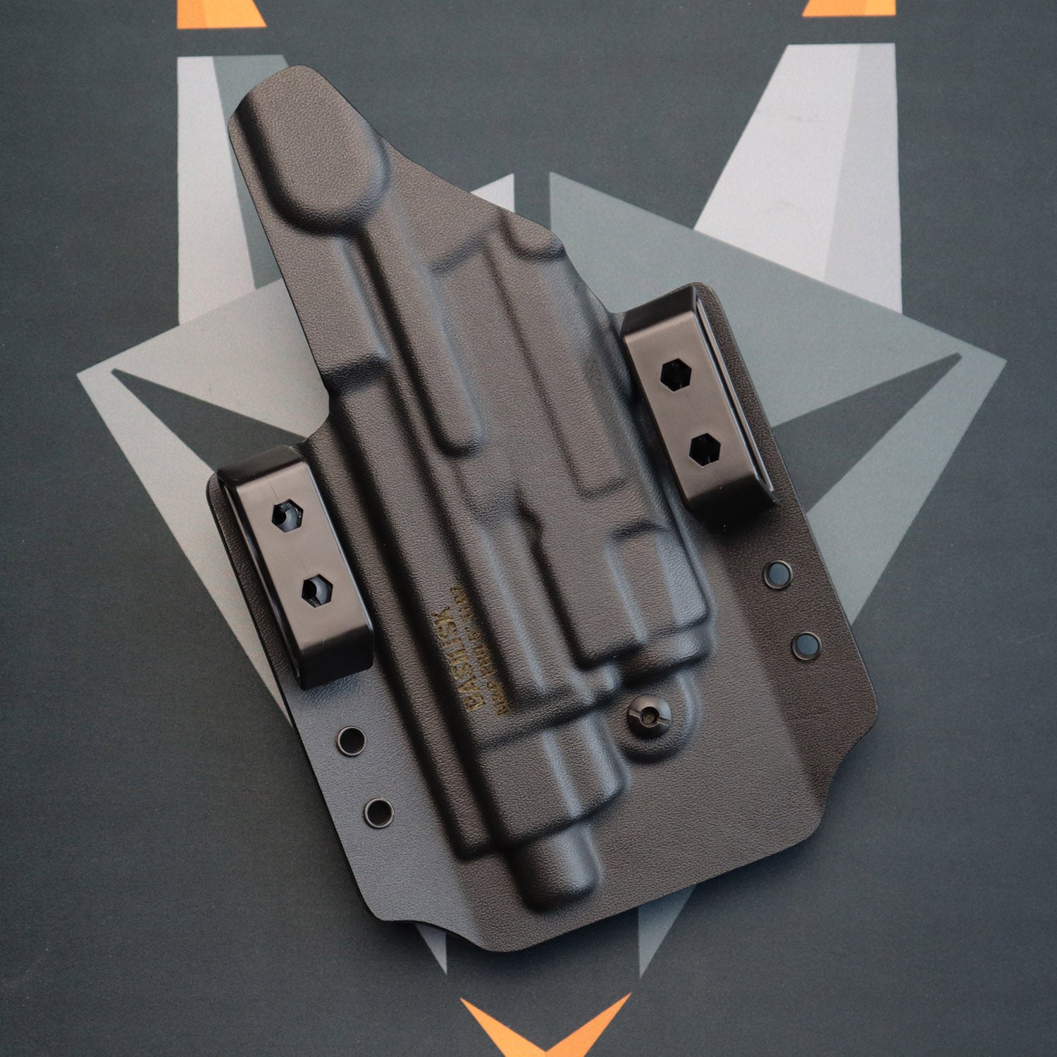 Basilisk OWB - S&W M&P Pro 5" w/TLR-7 - Black - RH