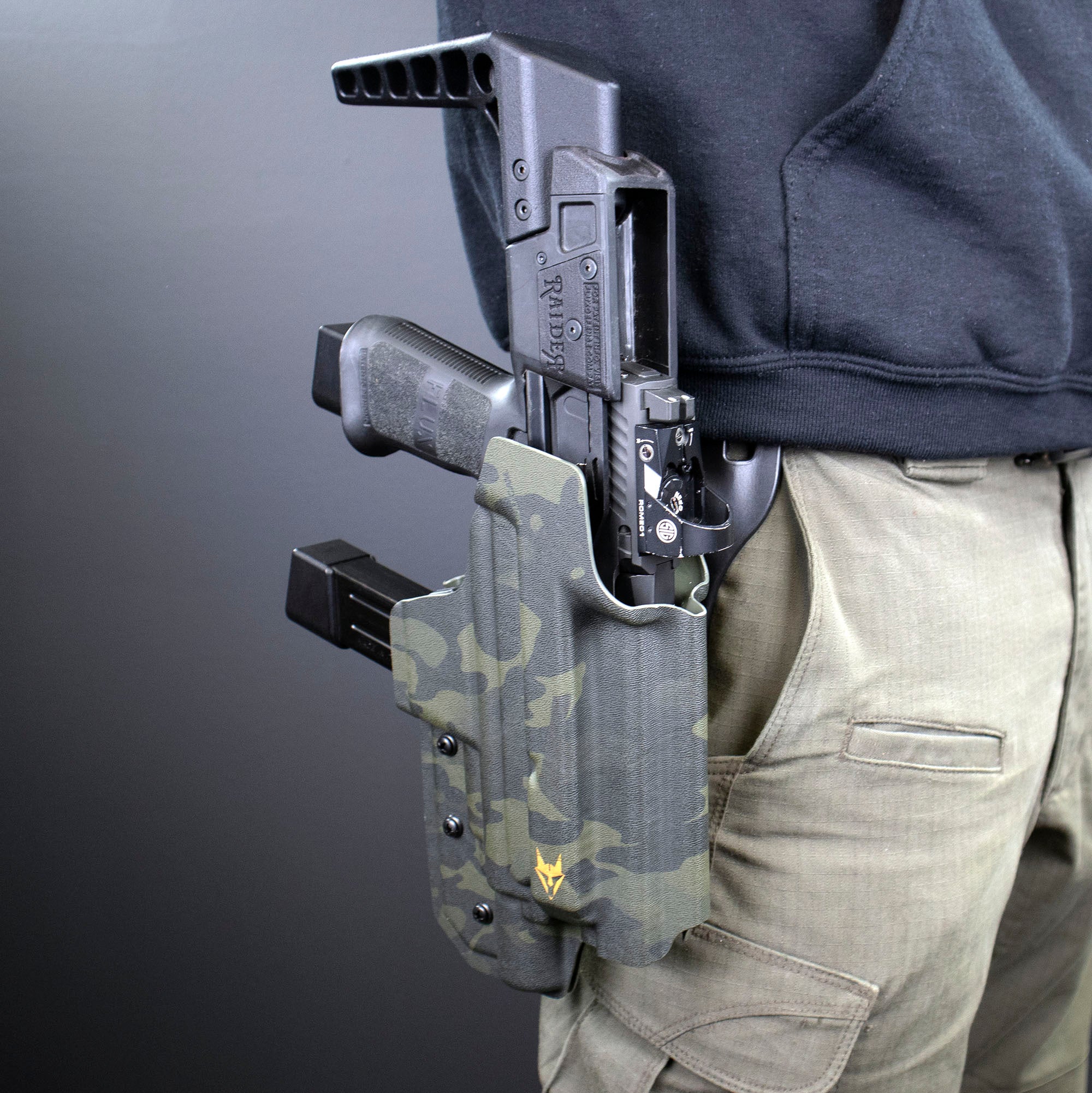 CAPACITOR - OWB Holster for Flux Defense Raider – Gray Fox