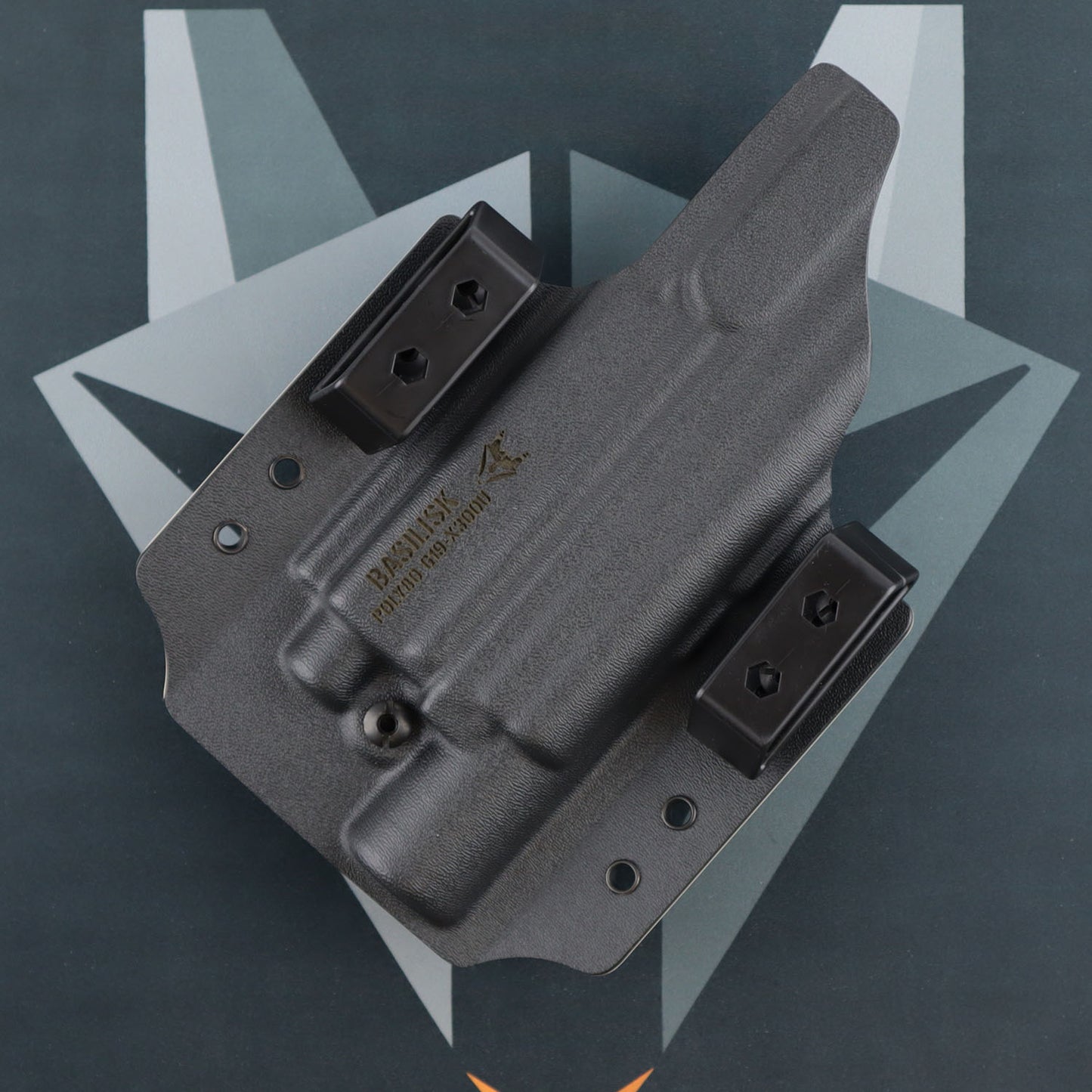 Basilisk OWB - Poly80 Glock 19 w/X300 - Multicam Tropic - RH