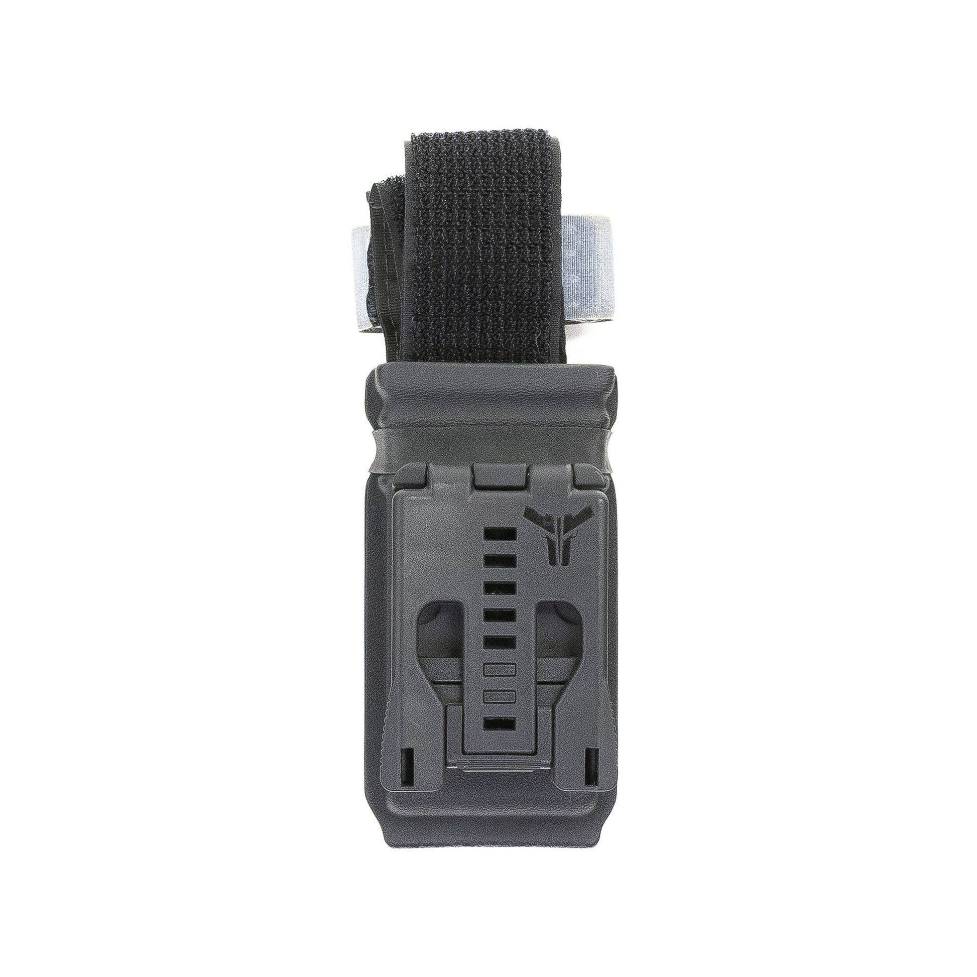Talos Tourniquet Carrier with Blade-Tech Tek-Lok